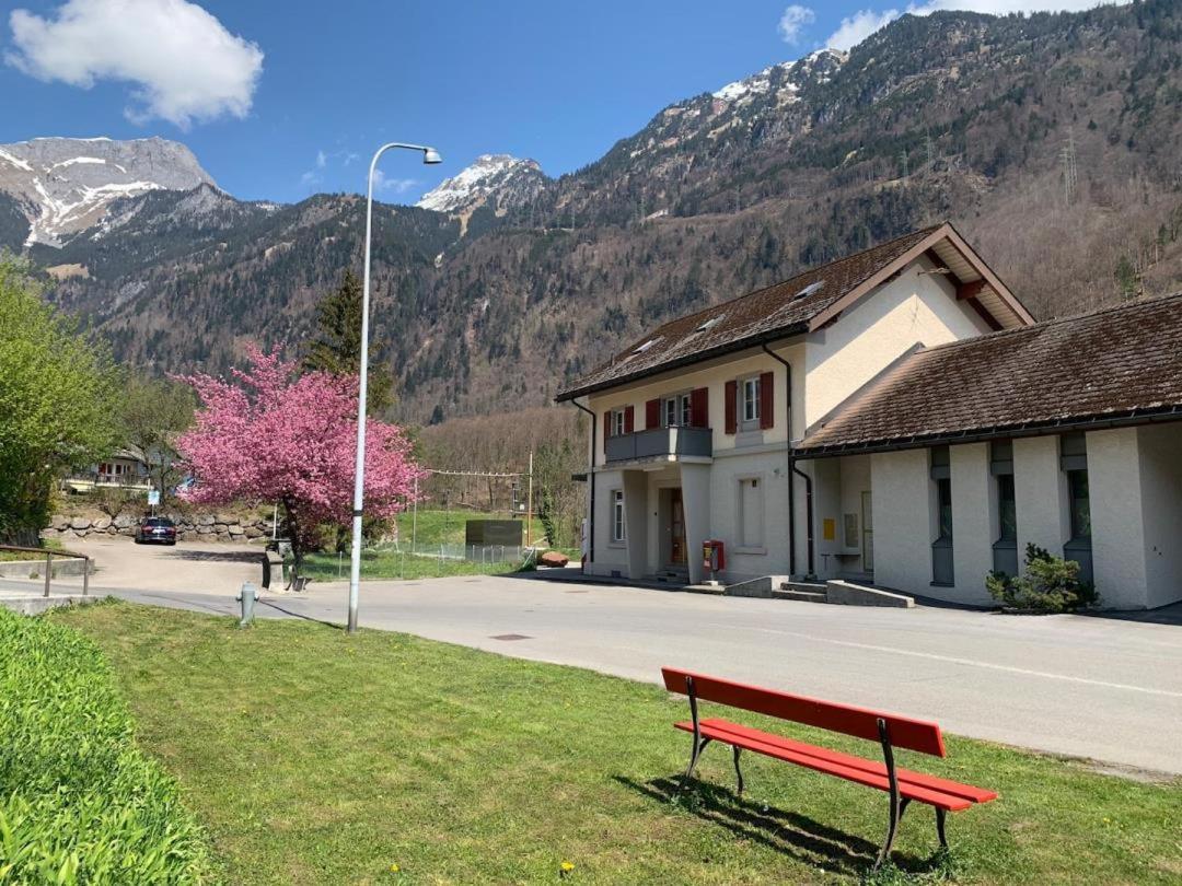 Revier Schlicht Und Bahnsinnig Mitlodi Exterior foto